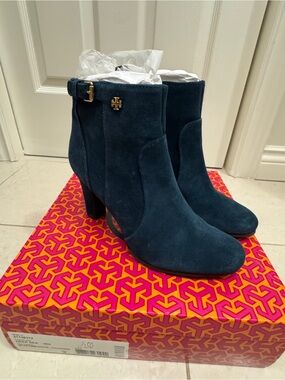 Tory Burch Milan 85MM Booties in Deep Navy Suede with Gold Logo
